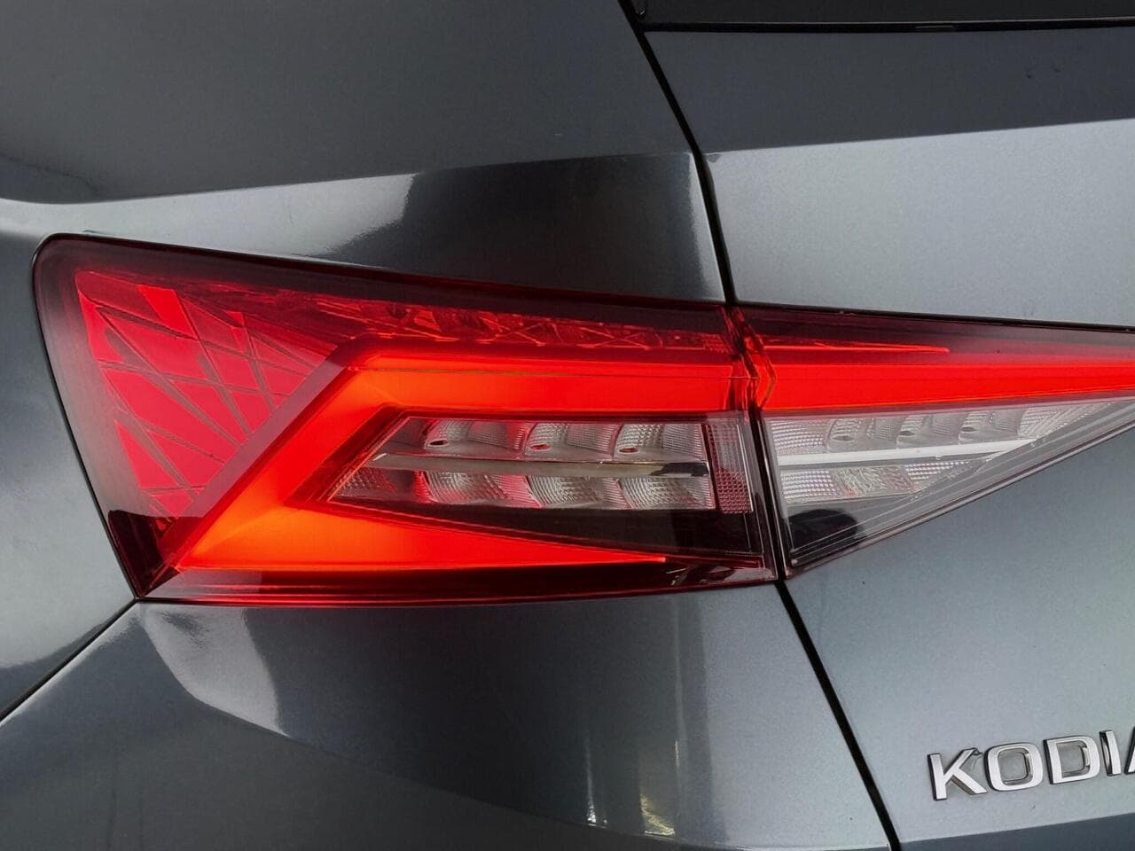 Skoda Kodiaq thumbnail Lights Rear