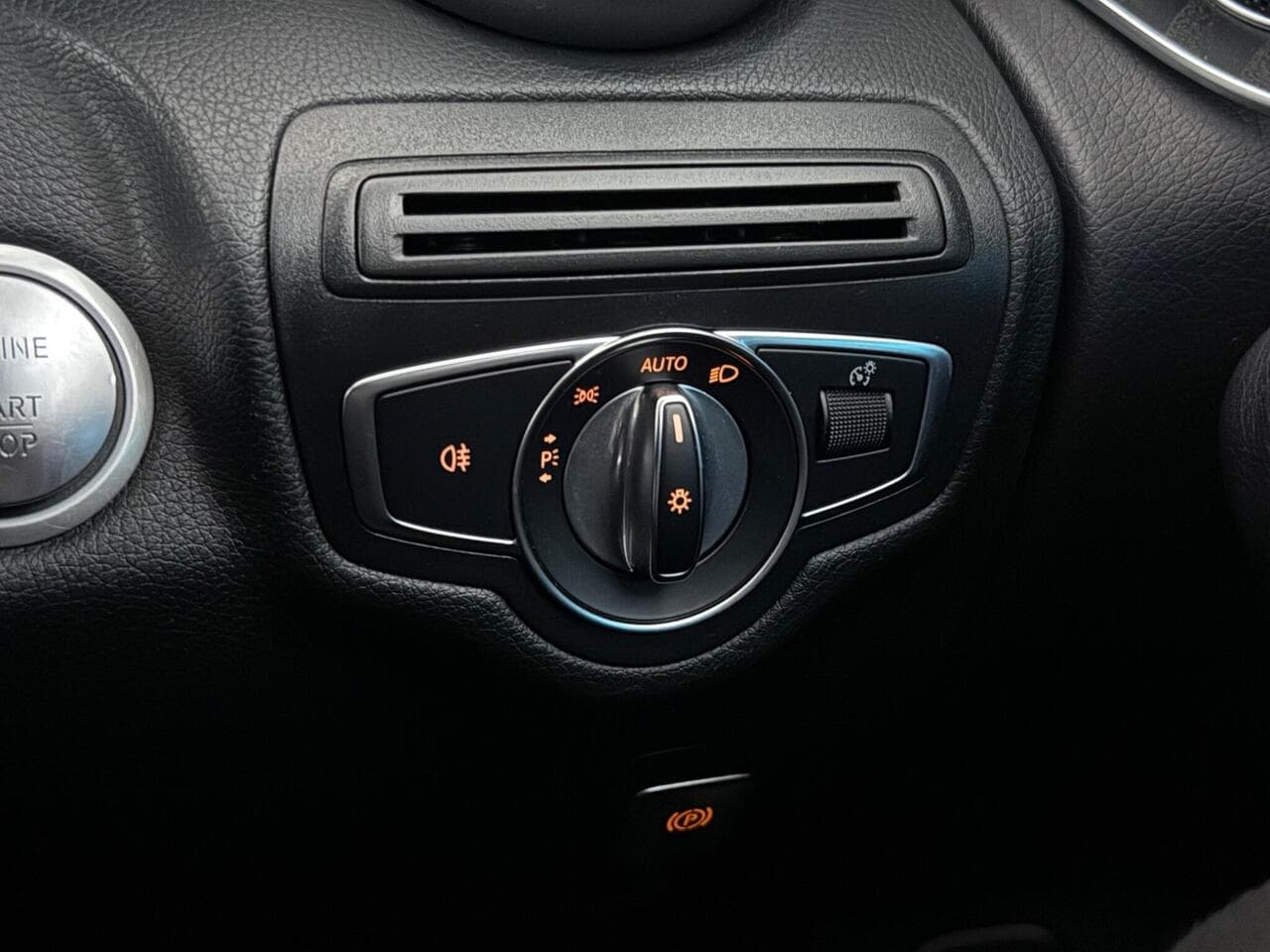 Mercedes-Benz GLC thumbnail Misc Controls