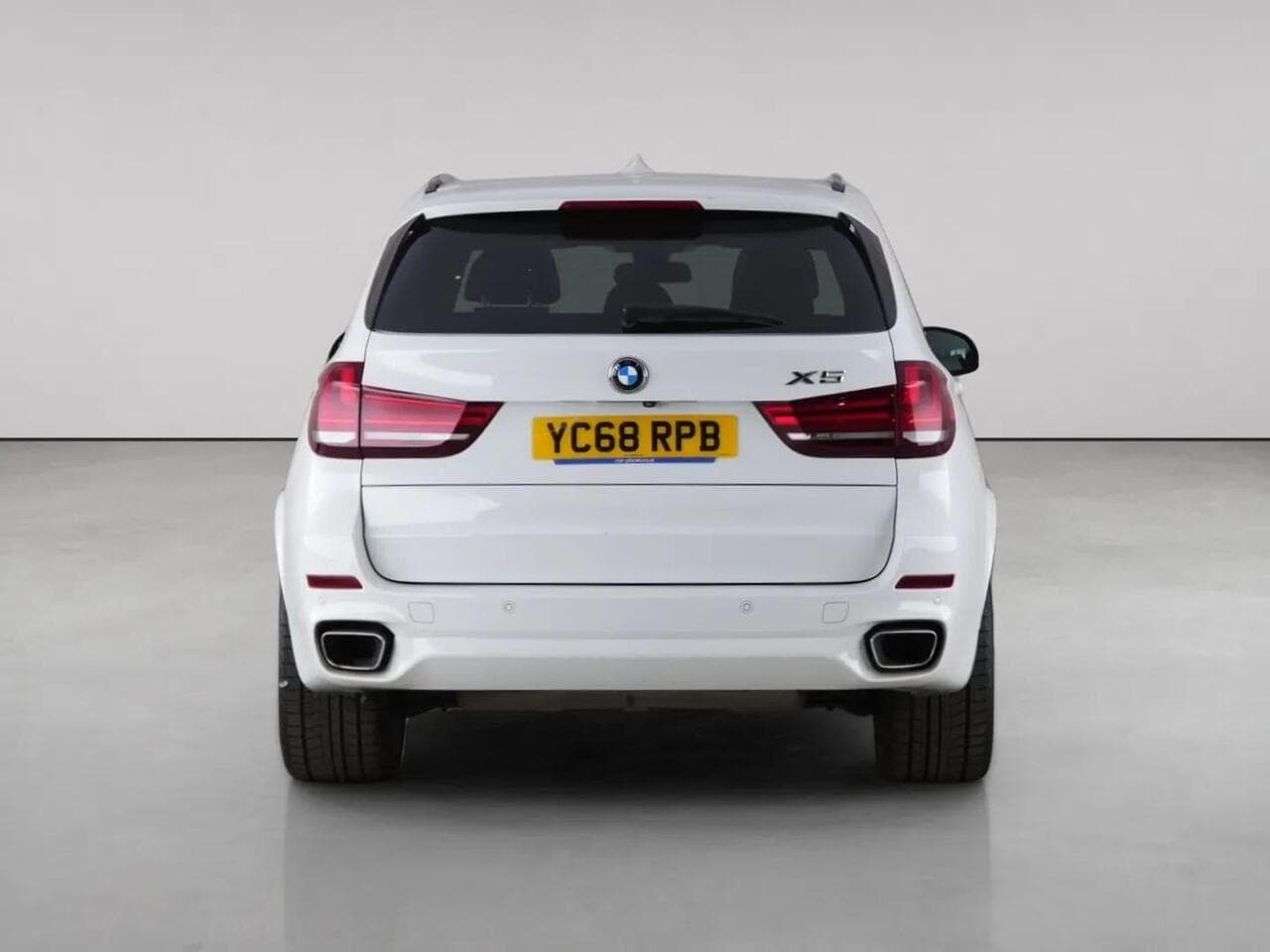 BMW X5 thumbnail Rear