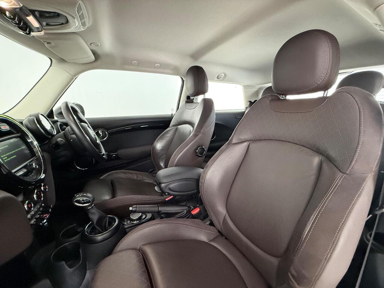 MINI Hatch thumbnail Seat Front Passenger