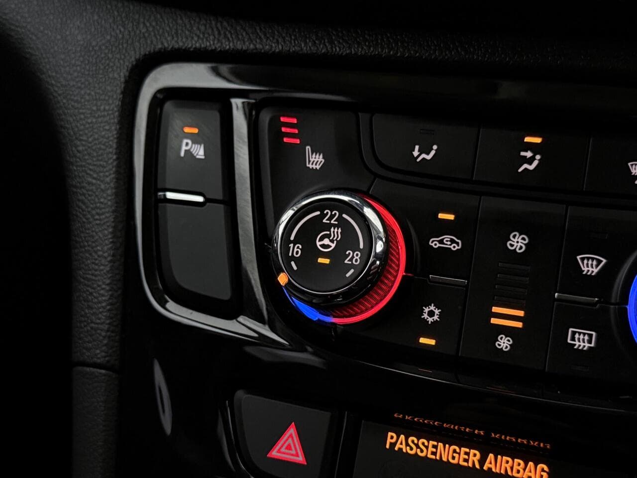 Vauxhall Mokka X thumbnail Misc Controls
