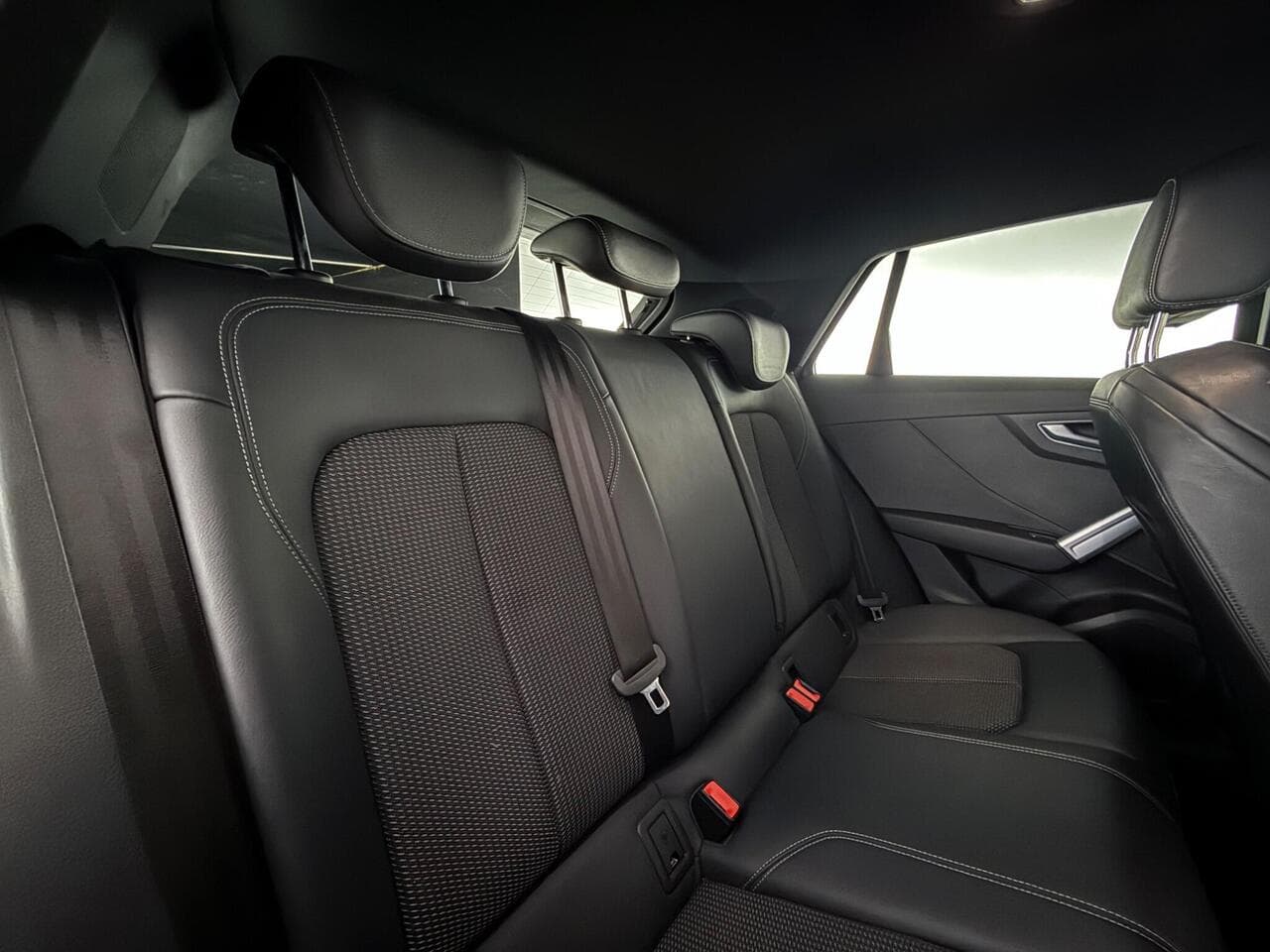 Audi Q2 thumbnail Seats Rear