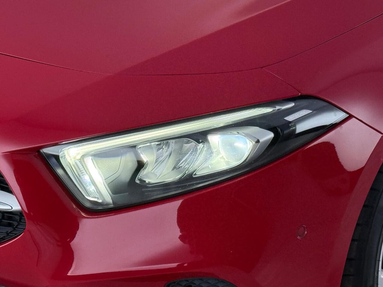 Mercedes-Benz A Class thumbnail Lights Front