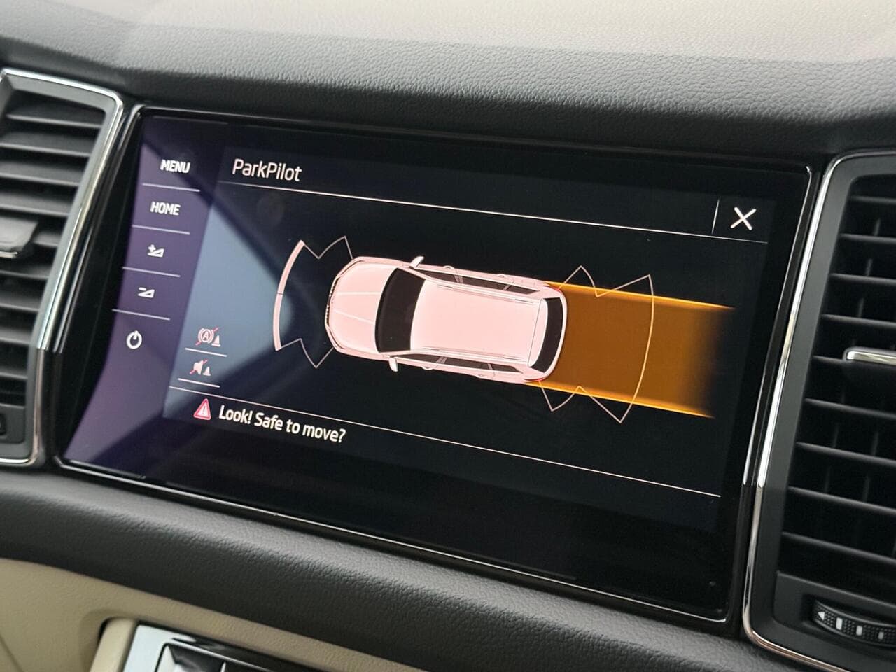 Skoda Kodiaq thumbnail Infotainment System