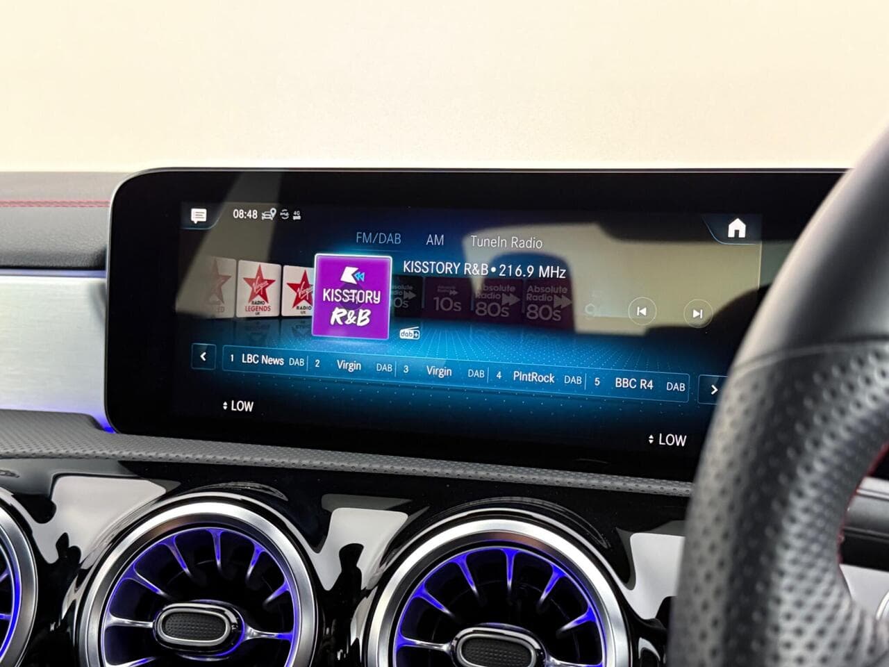 Mercedes-Benz CLA thumbnail Infotainment System