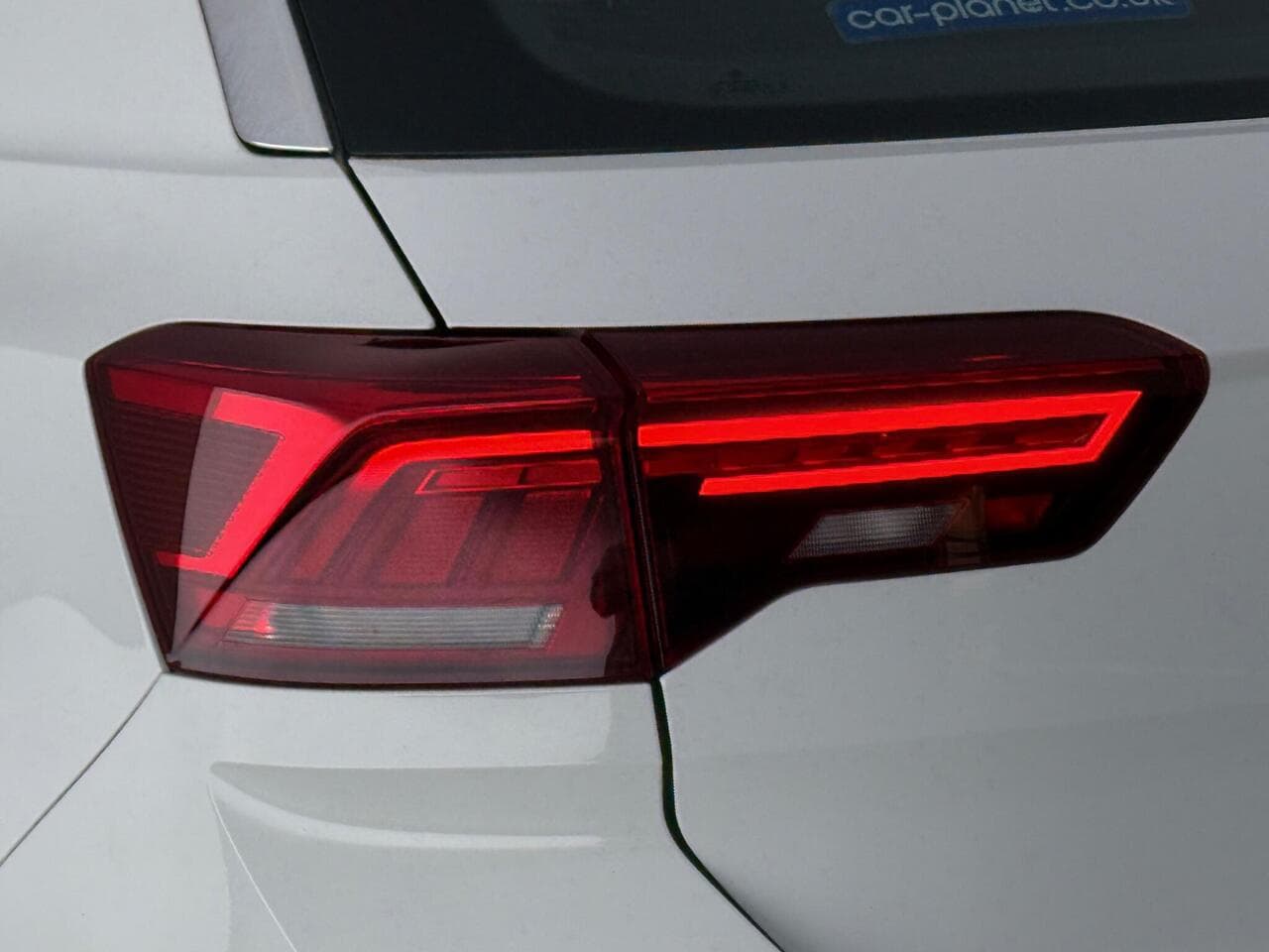 Volkswagen T-Roc thumbnail Lights Rear