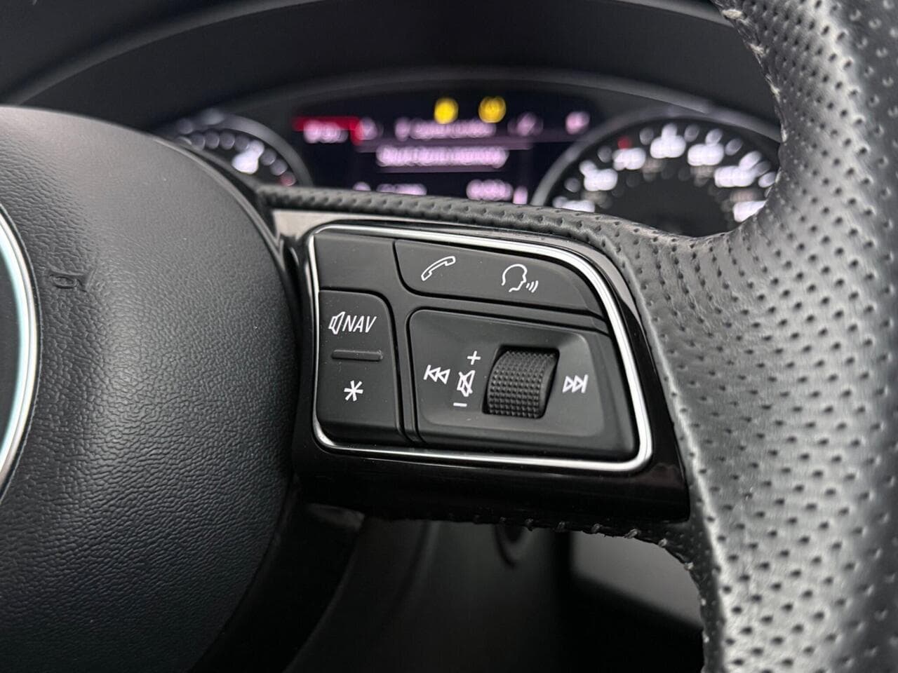 Audi A4 thumbnail Misc Controls