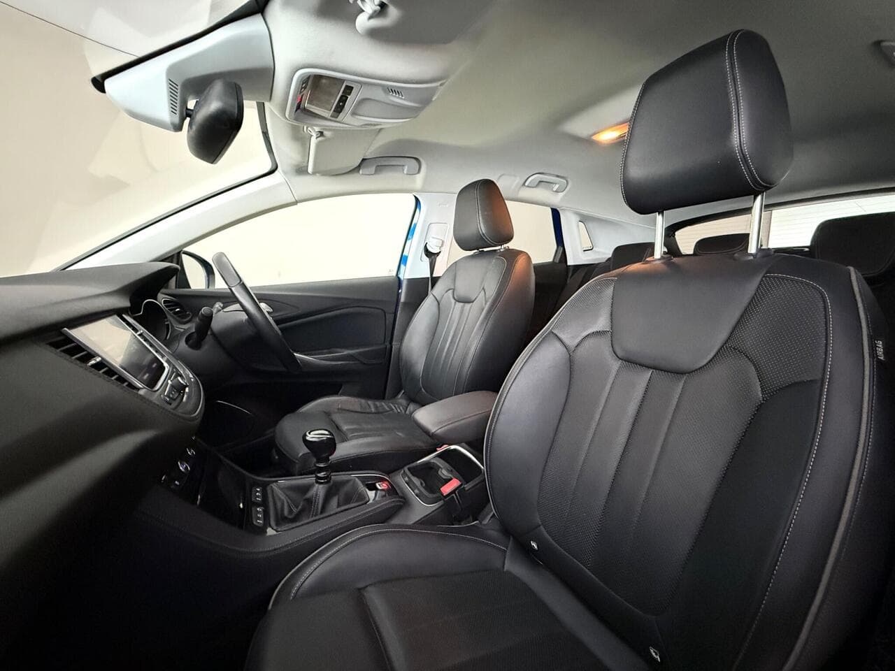 Vauxhall Grandland X thumbnail Seat Front Passenger
