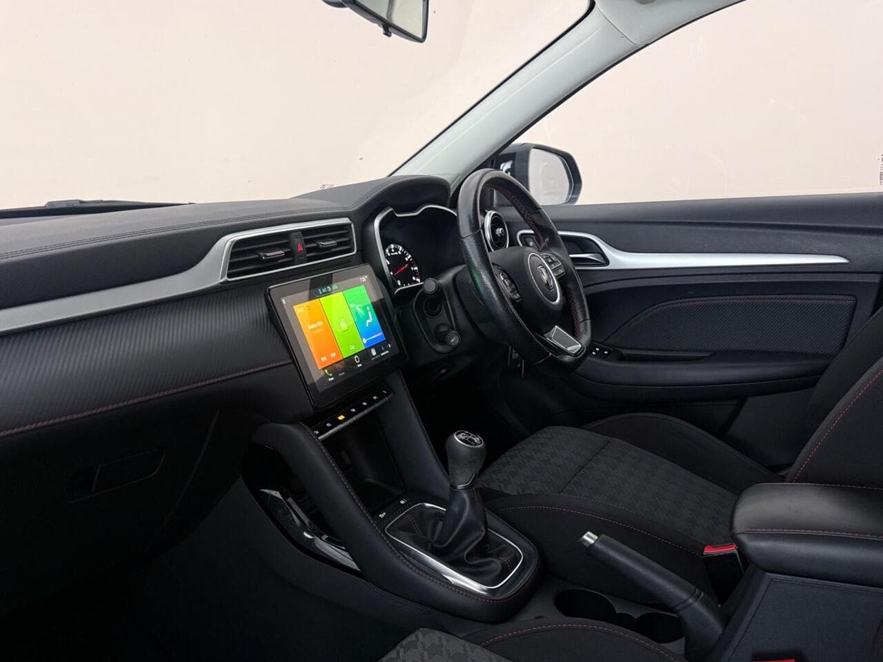 MG MG ZS thumbnail Interior Front