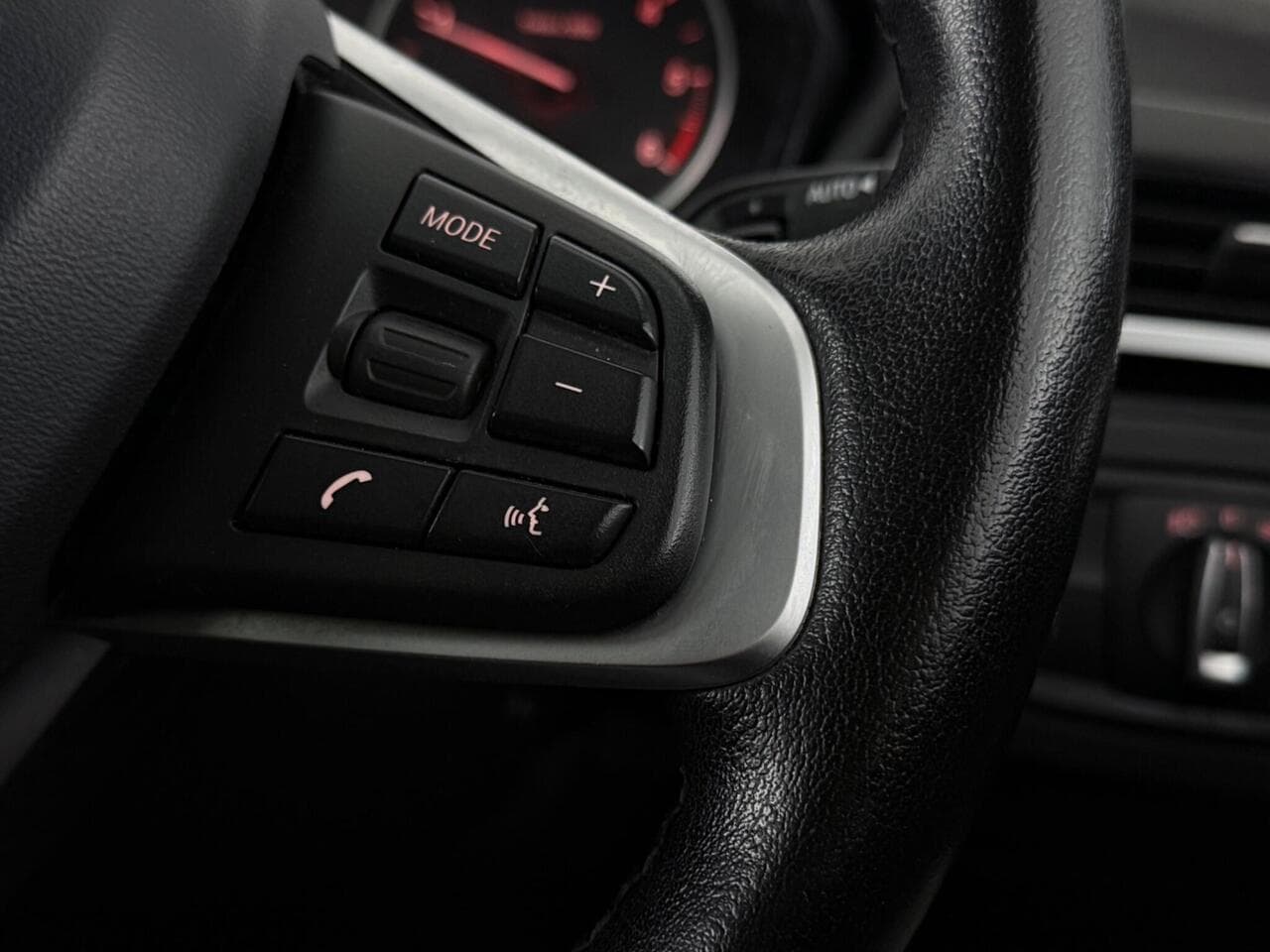 BMW X1 thumbnail Misc Controls
