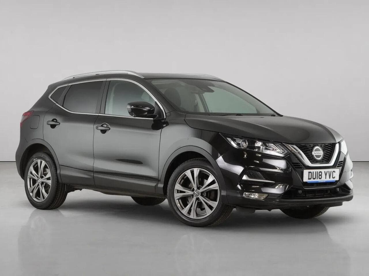 Nissan Qashqai - Nissan Qashqai 1.6 dCi N-Connecta SUV 5dr Diesel XTRON Euro 6 (s/s) (130 ps)