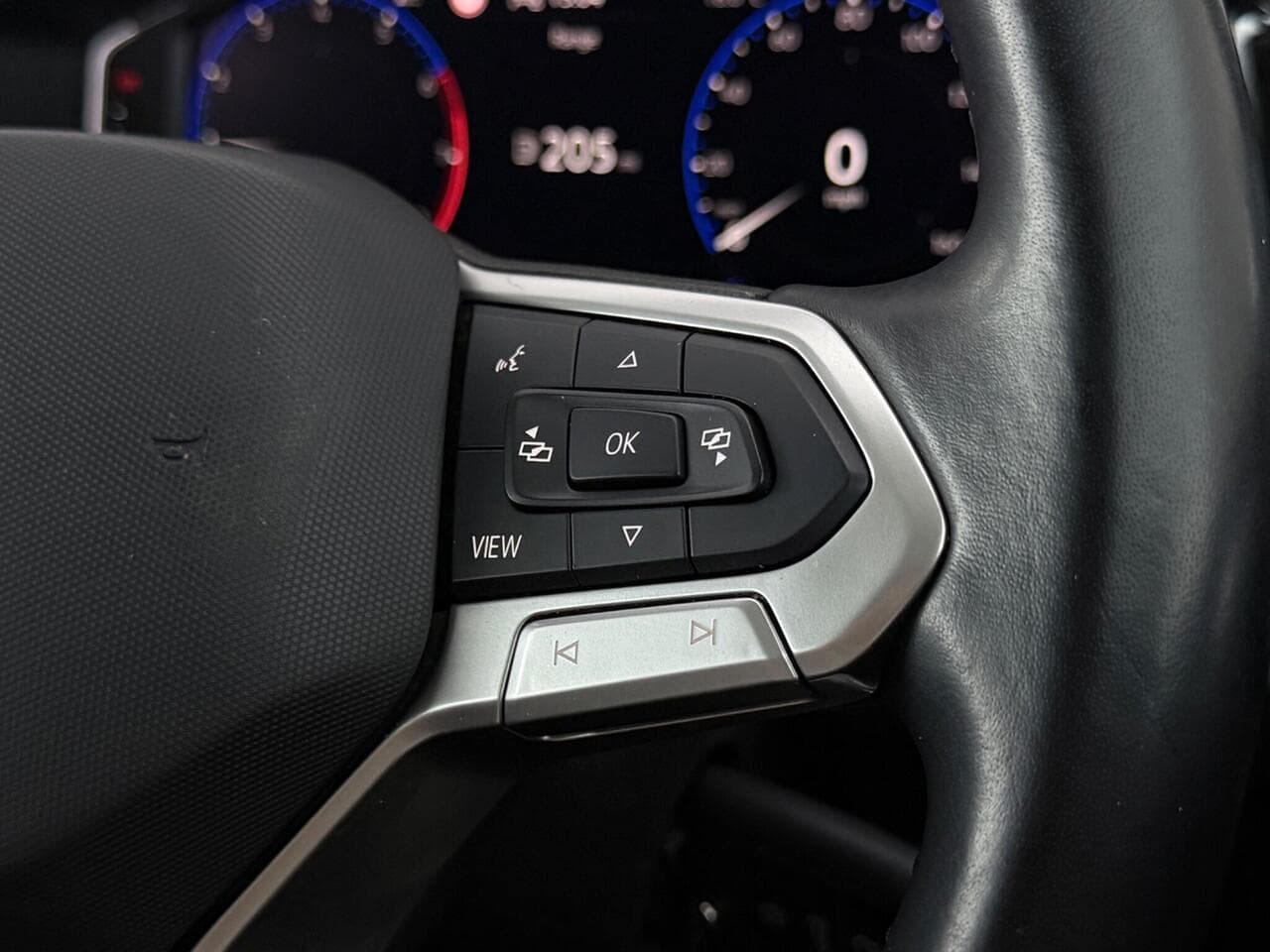 Volkswagen Polo thumbnail Misc Controls