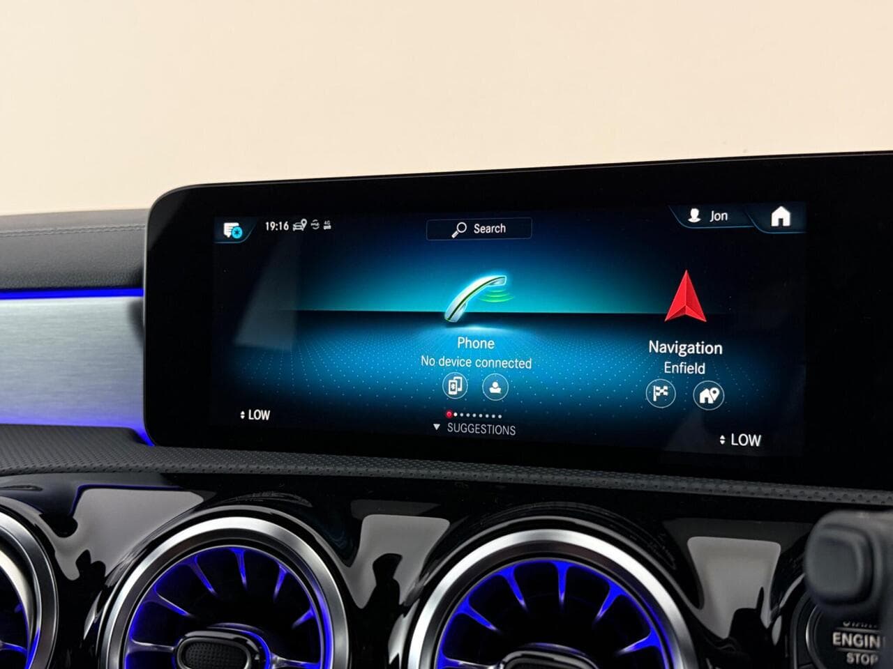 Mercedes-Benz CLA thumbnail Infotainment System