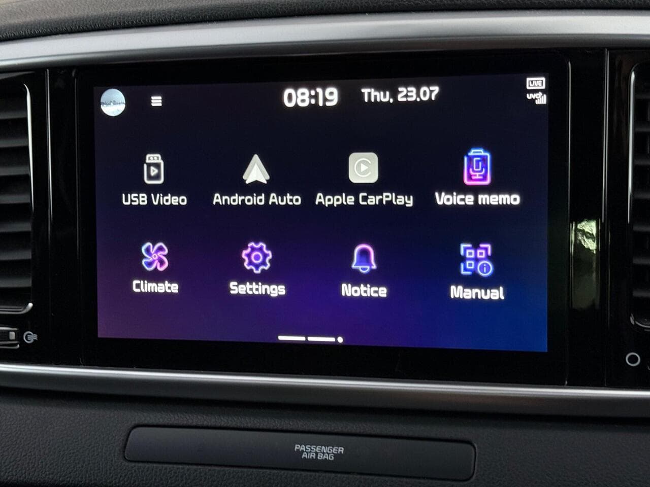 Kia Sportage thumbnail Infotainment System