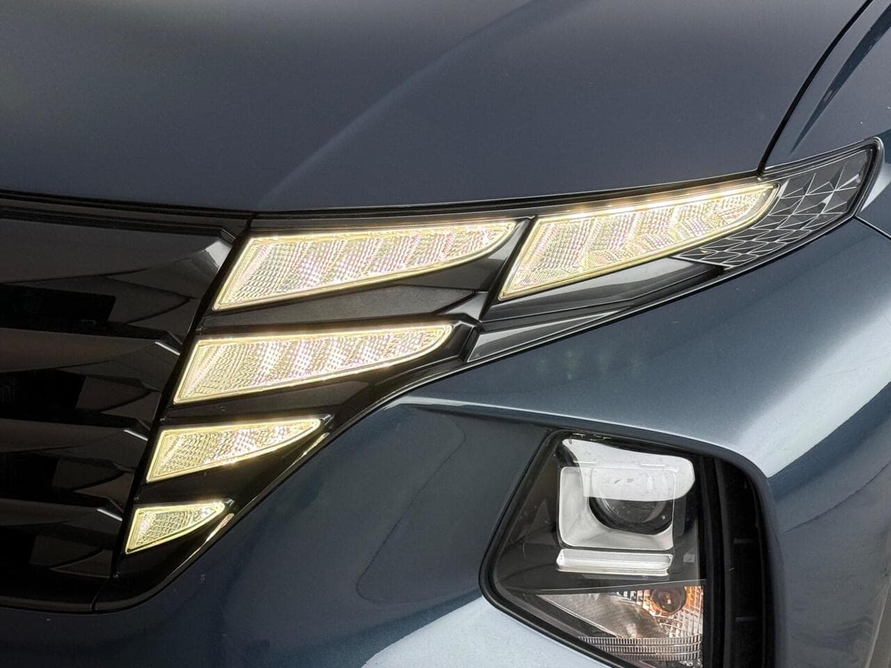 Hyundai TUCSON thumbnail Lights Front