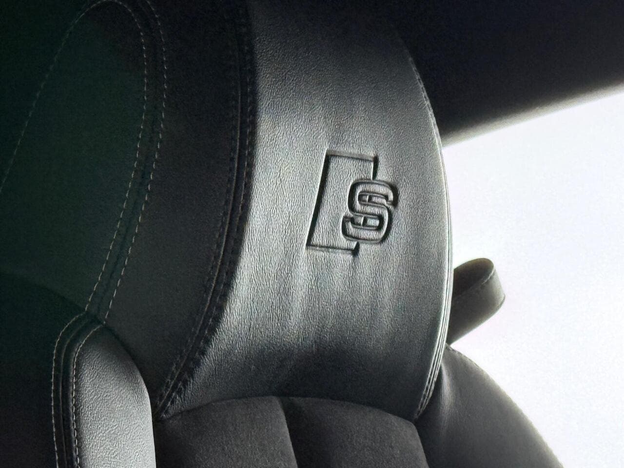 Audi TT thumbnail Interior Front