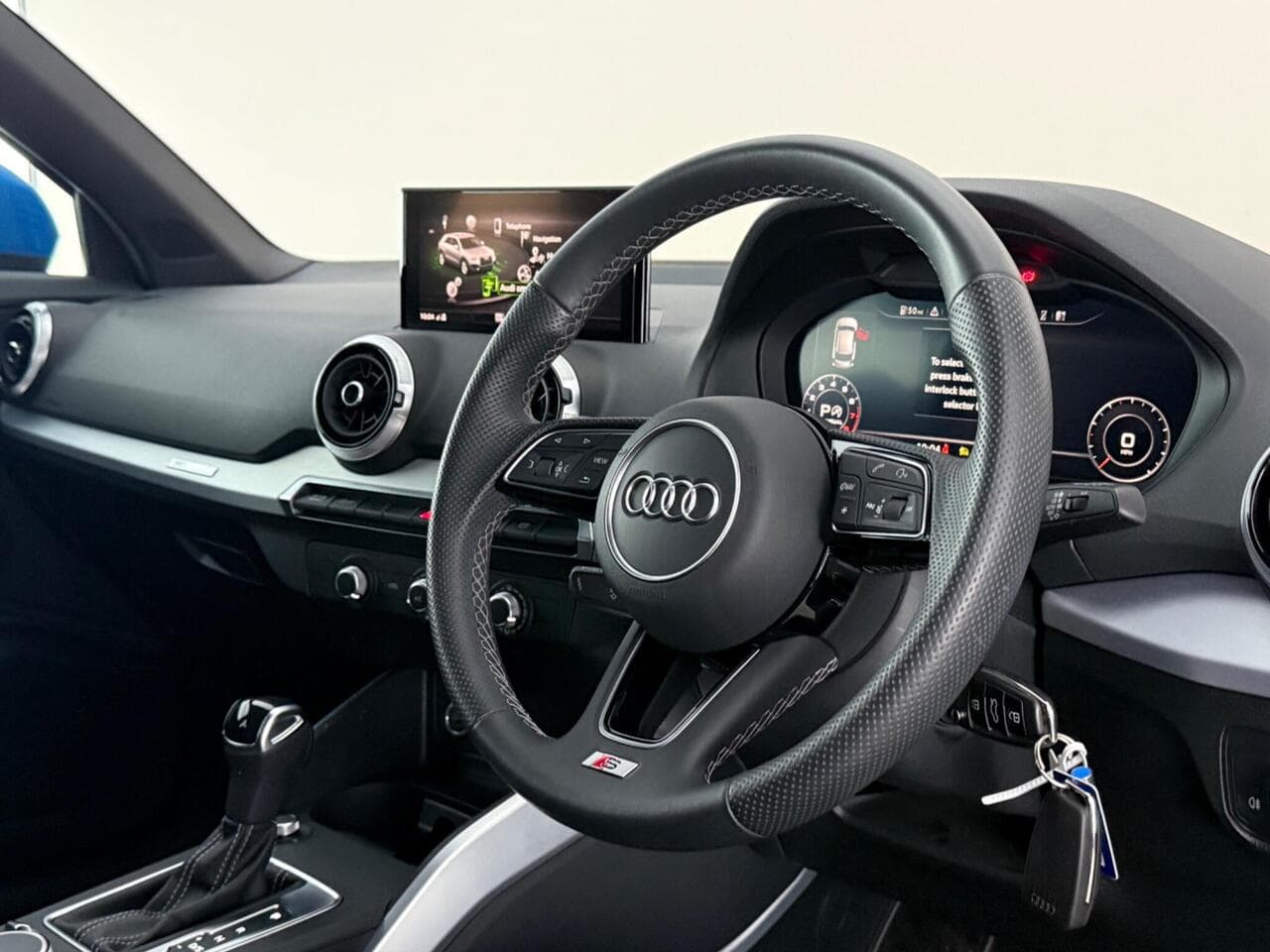 Audi Q2 thumbnail Steering Wheel