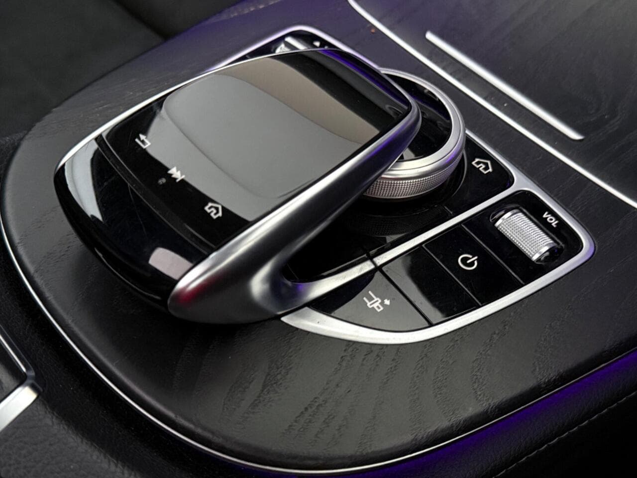 Mercedes-Benz E Class thumbnail Keys
