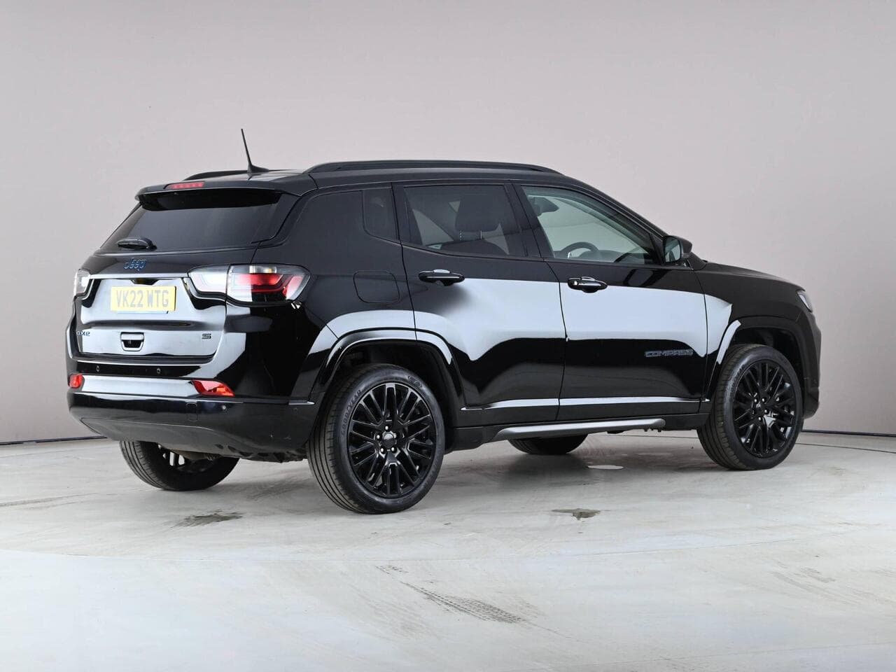 Jeep Compass thumbnail Rear Right