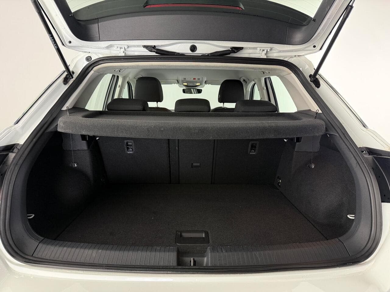 Volkswagen T-Roc thumbnail Boot