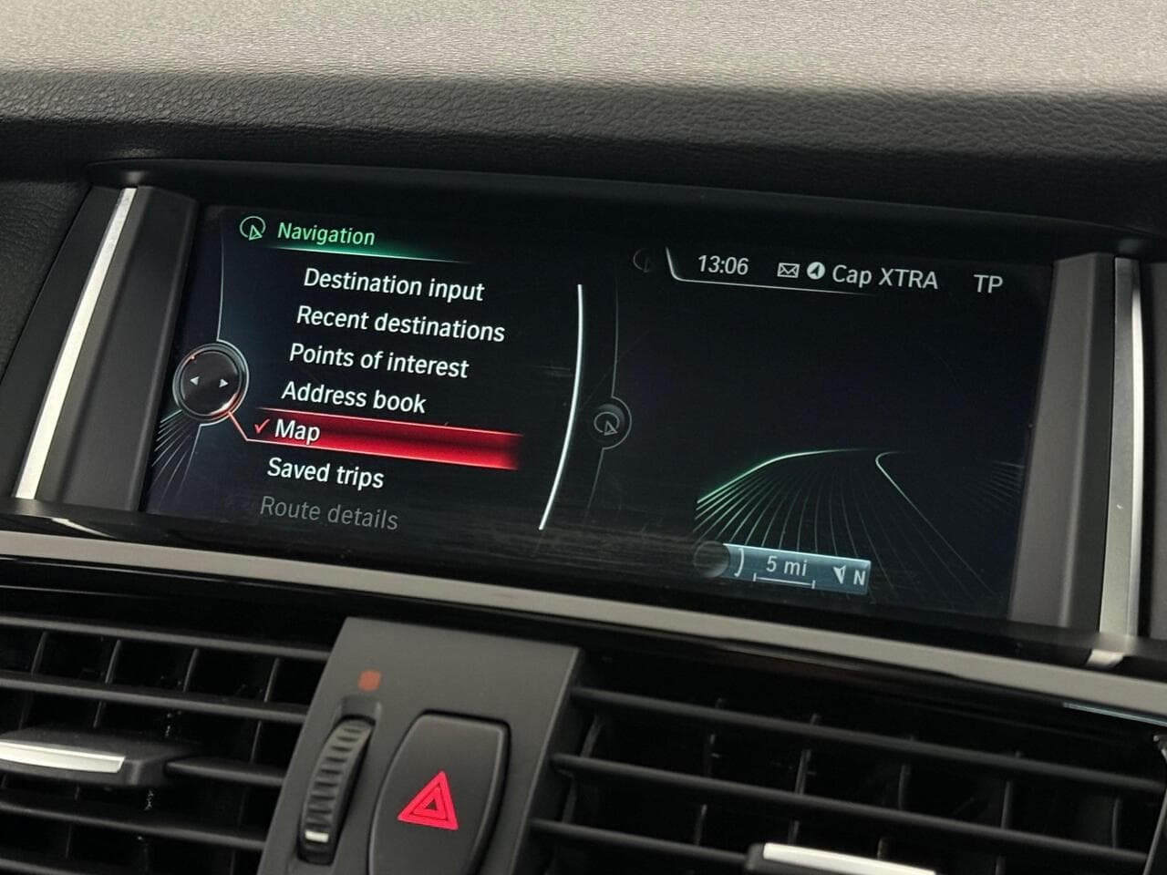 BMW X3 thumbnail Infotainment System