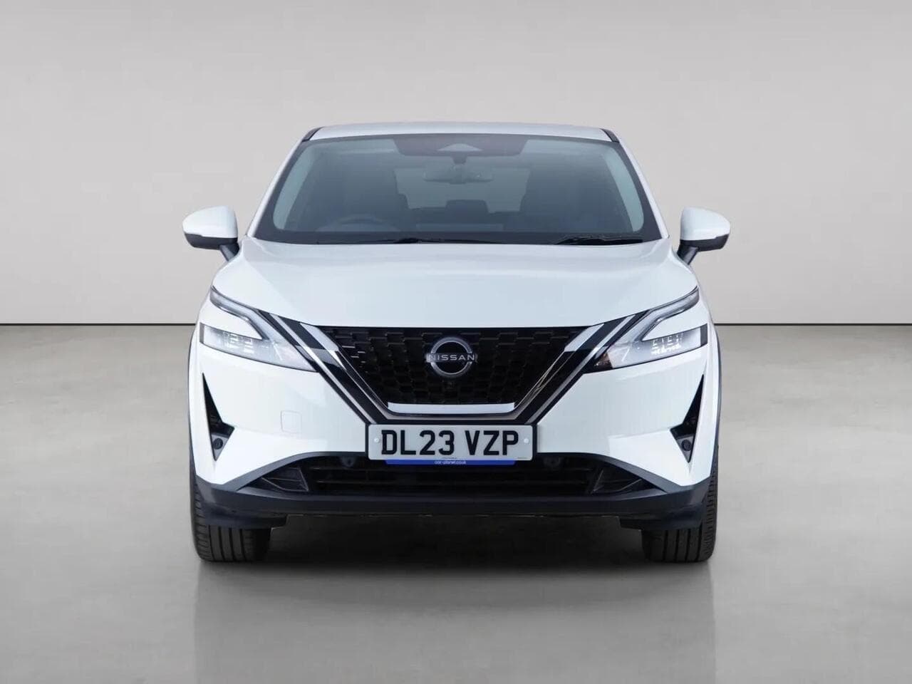 Nissan Qashqai thumbnail Front