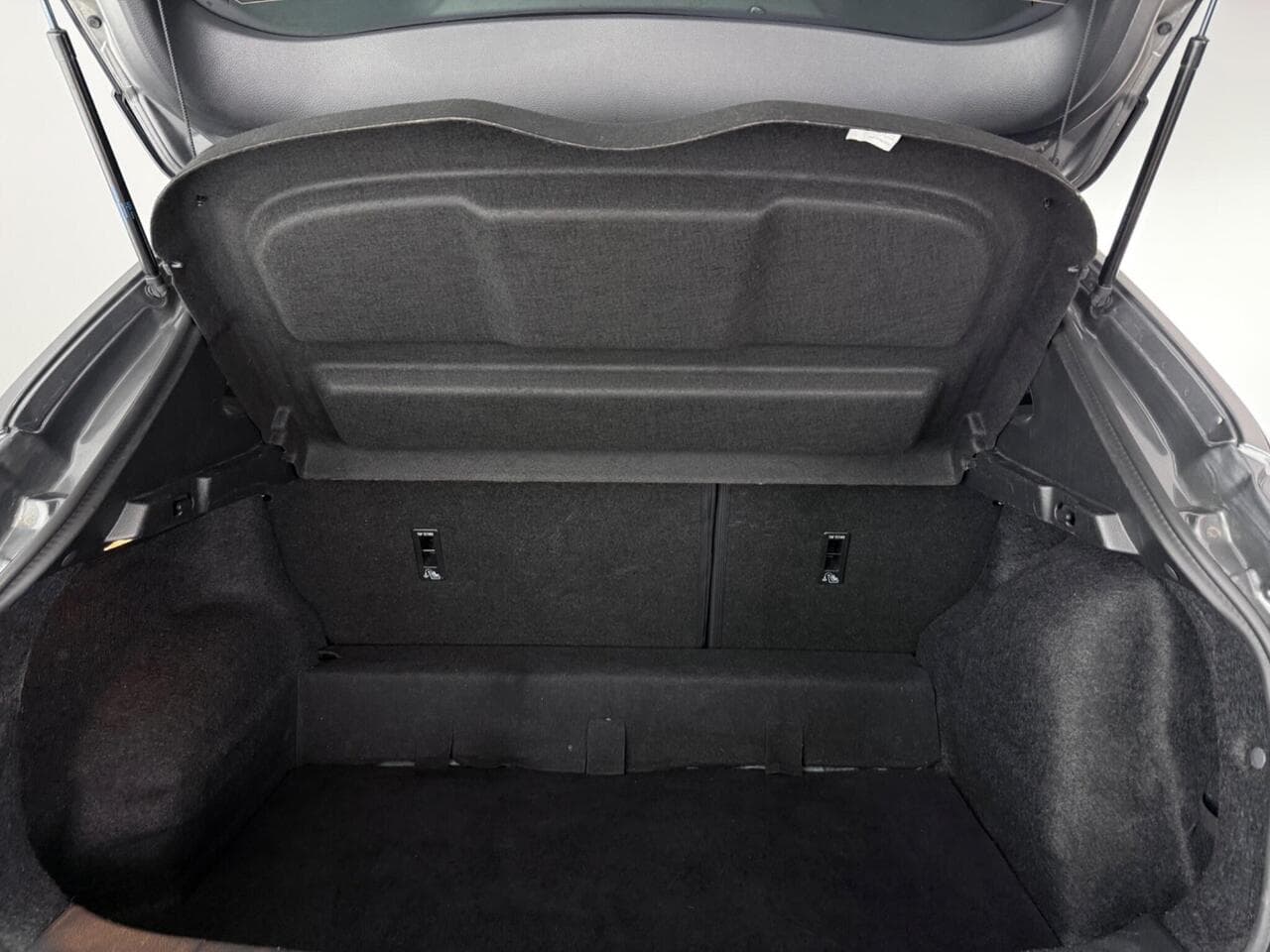 Nissan Qashqai thumbnail Boot