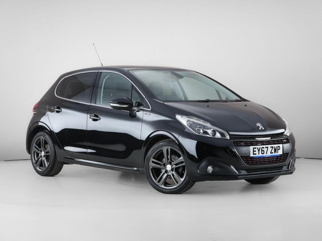 Peugeot 208 - Peugeot 208 1.2 PureTech GT Line Euro 6 (s/s) 5dr