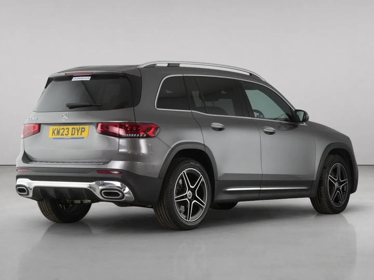 Mercedes-Benz GLB thumbnail Rear Right