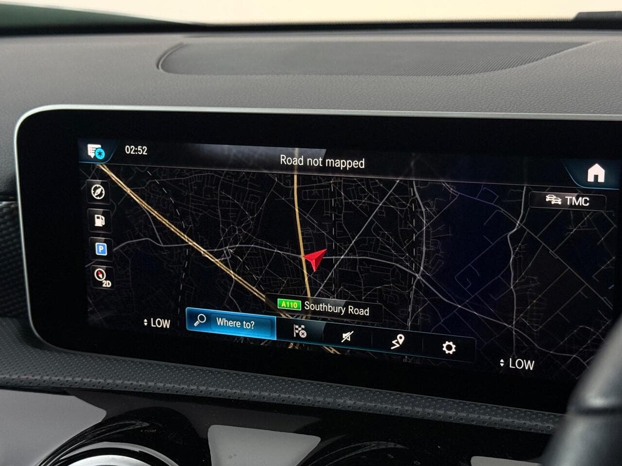 Mercedes-Benz A Class thumbnail Infotainment System