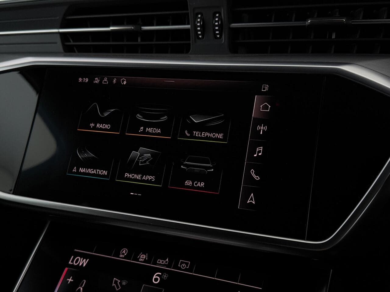 Audi A6 Saloon thumbnail Infotainment System