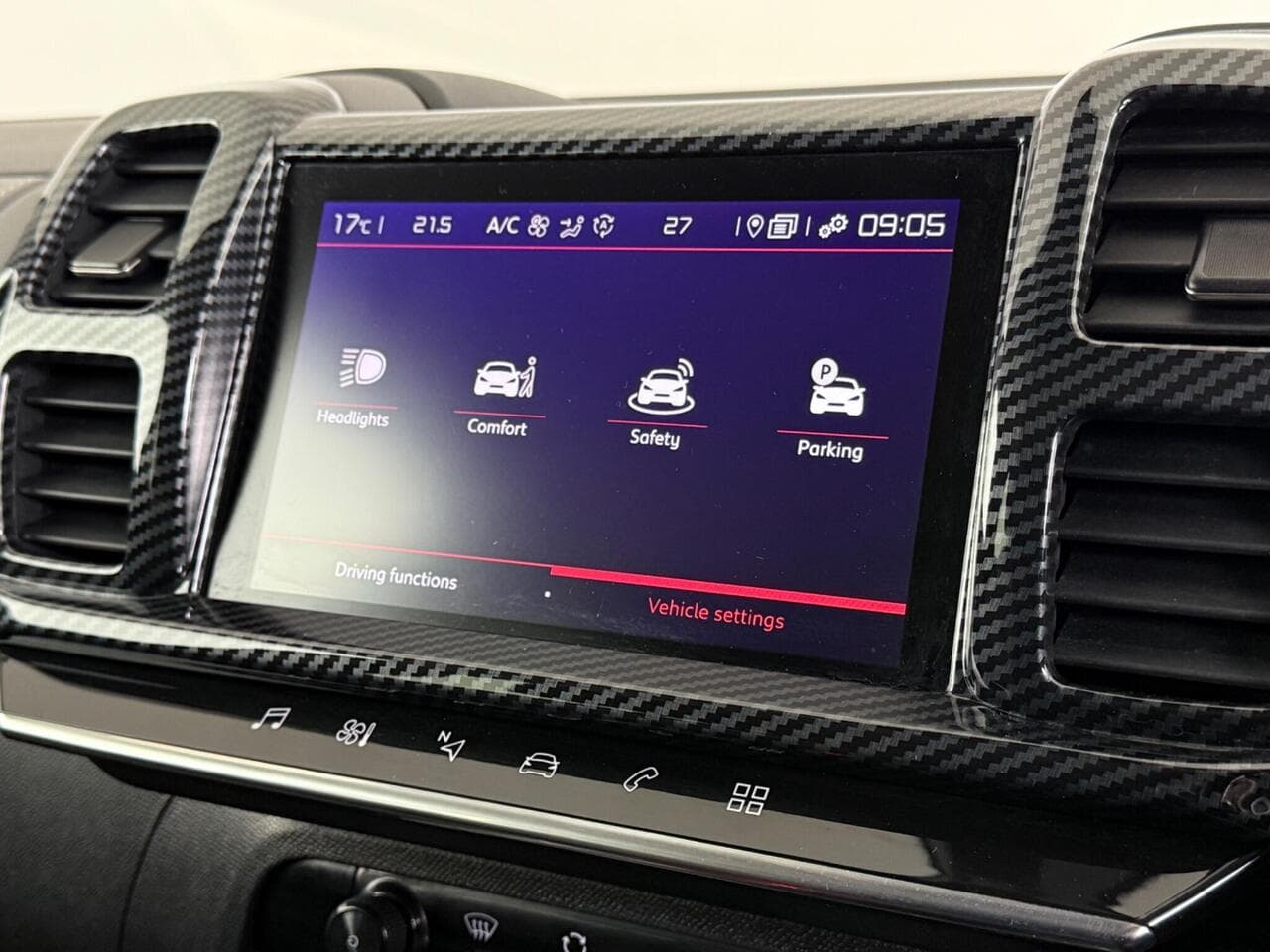 Citroen C5 Aircross thumbnail Infotainment System