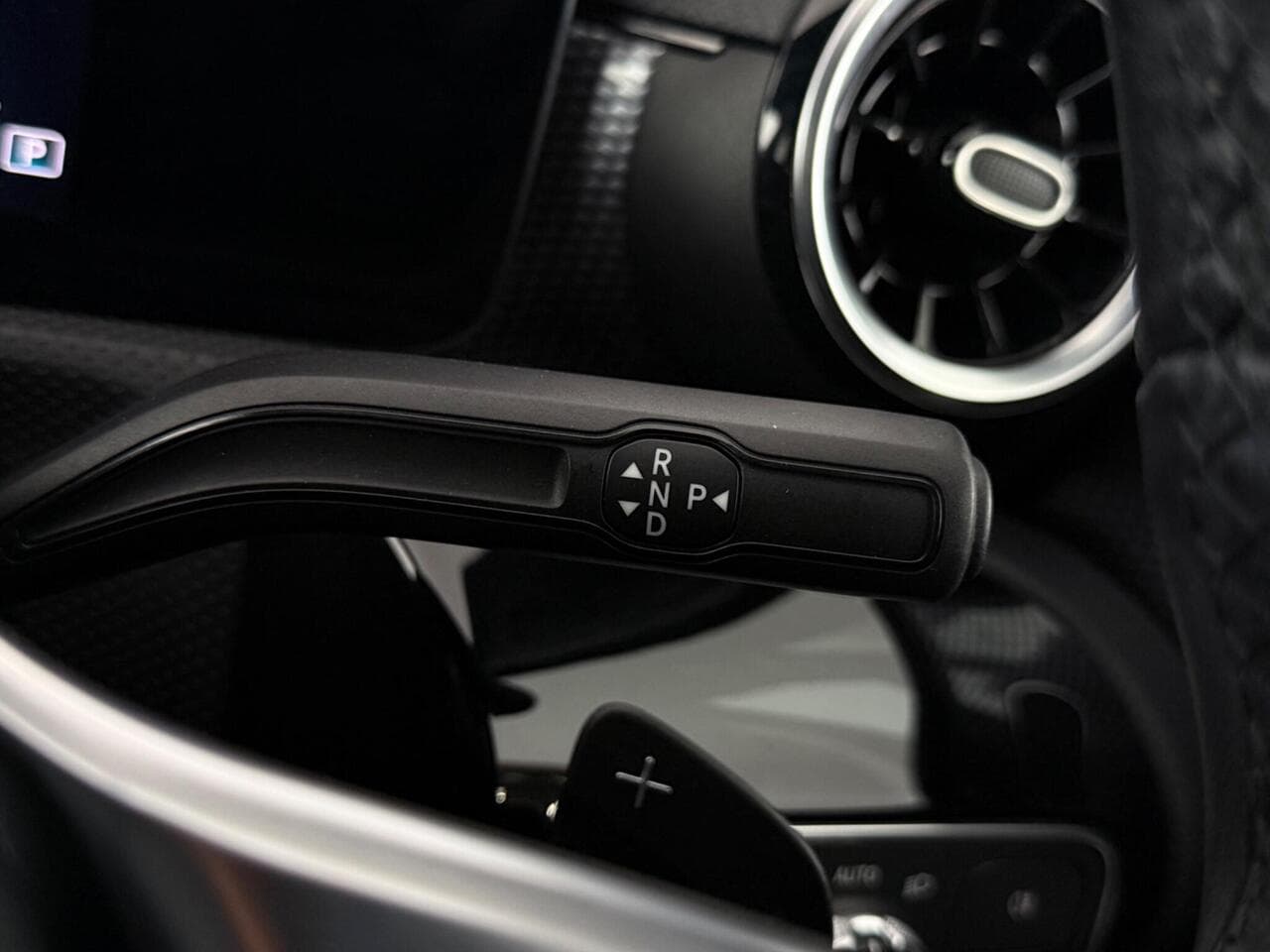 Mercedes-Benz A Class thumbnail Misc Controls
