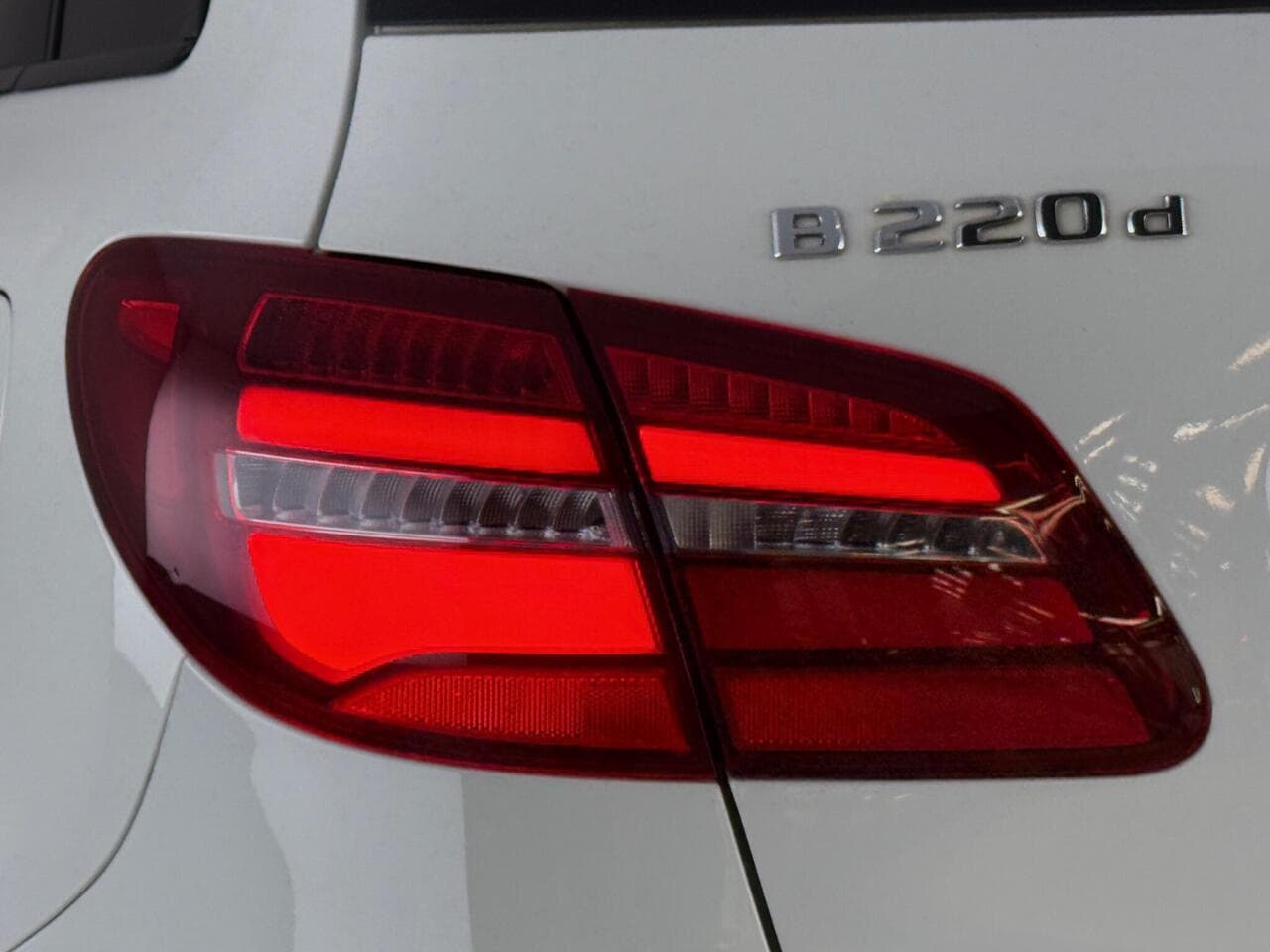 Mercedes-Benz B Class thumbnail Lights Rear