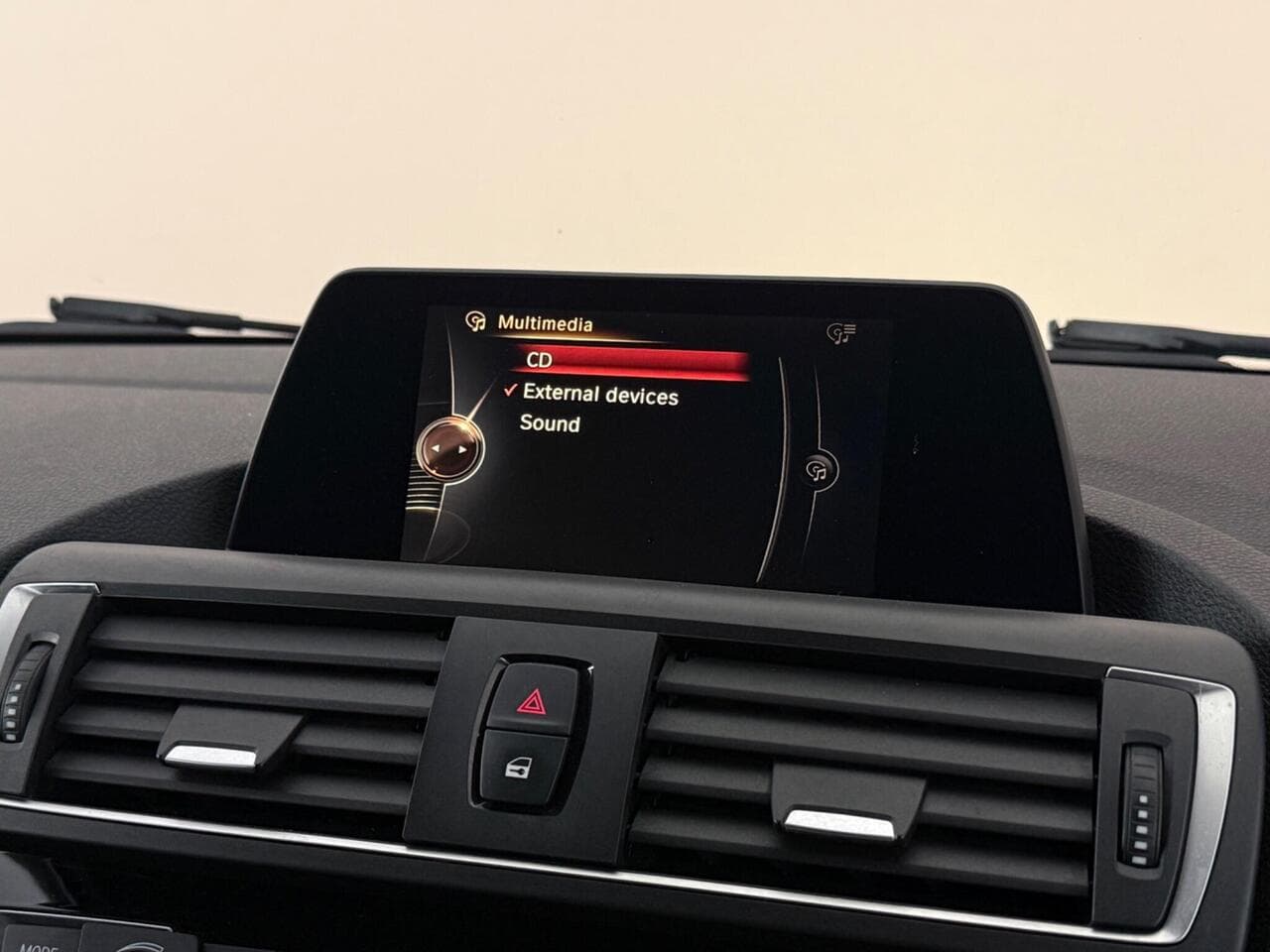 BMW 1 Series thumbnail Infotainment System