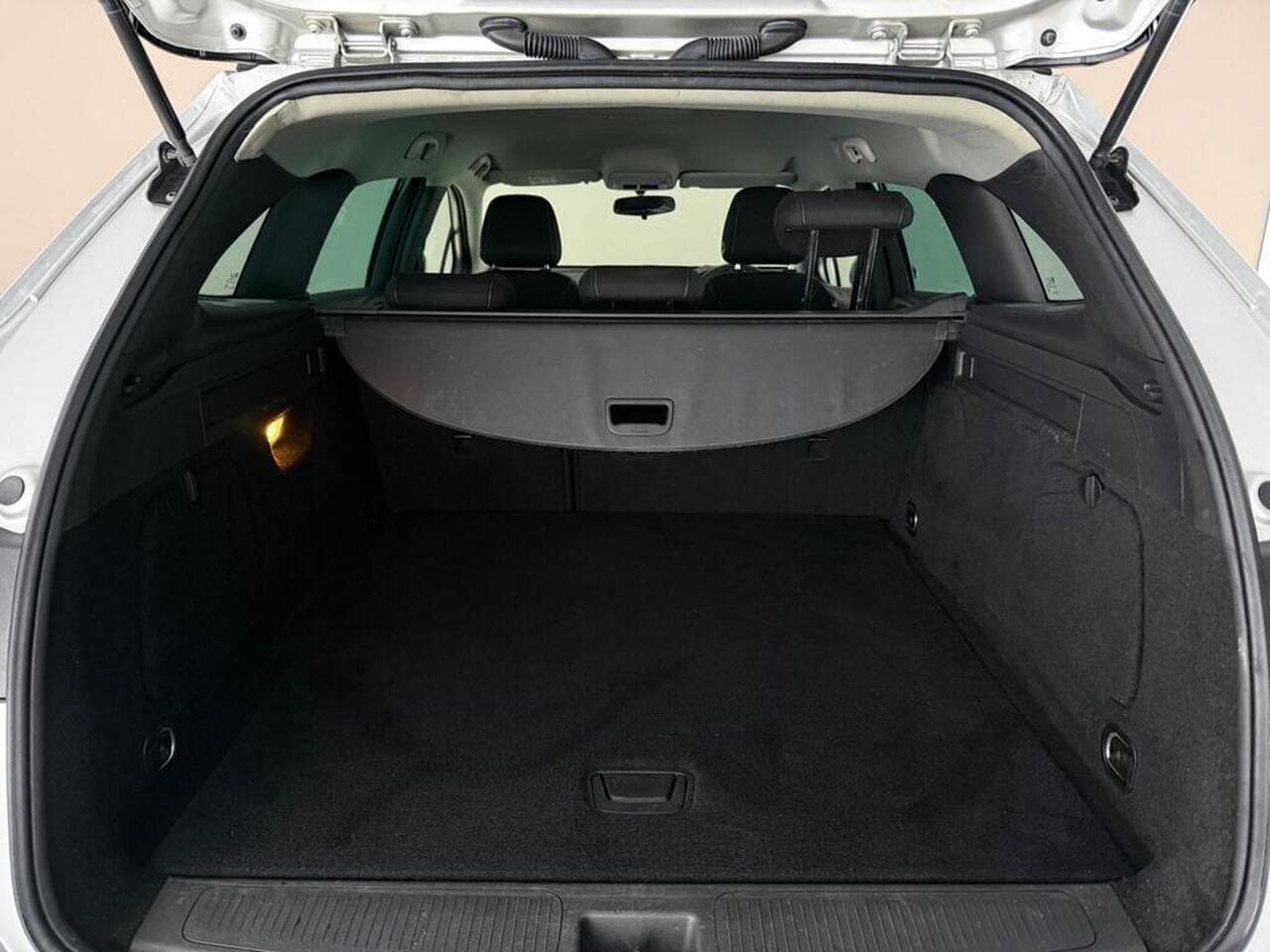 Vauxhall Astra thumbnail Boot