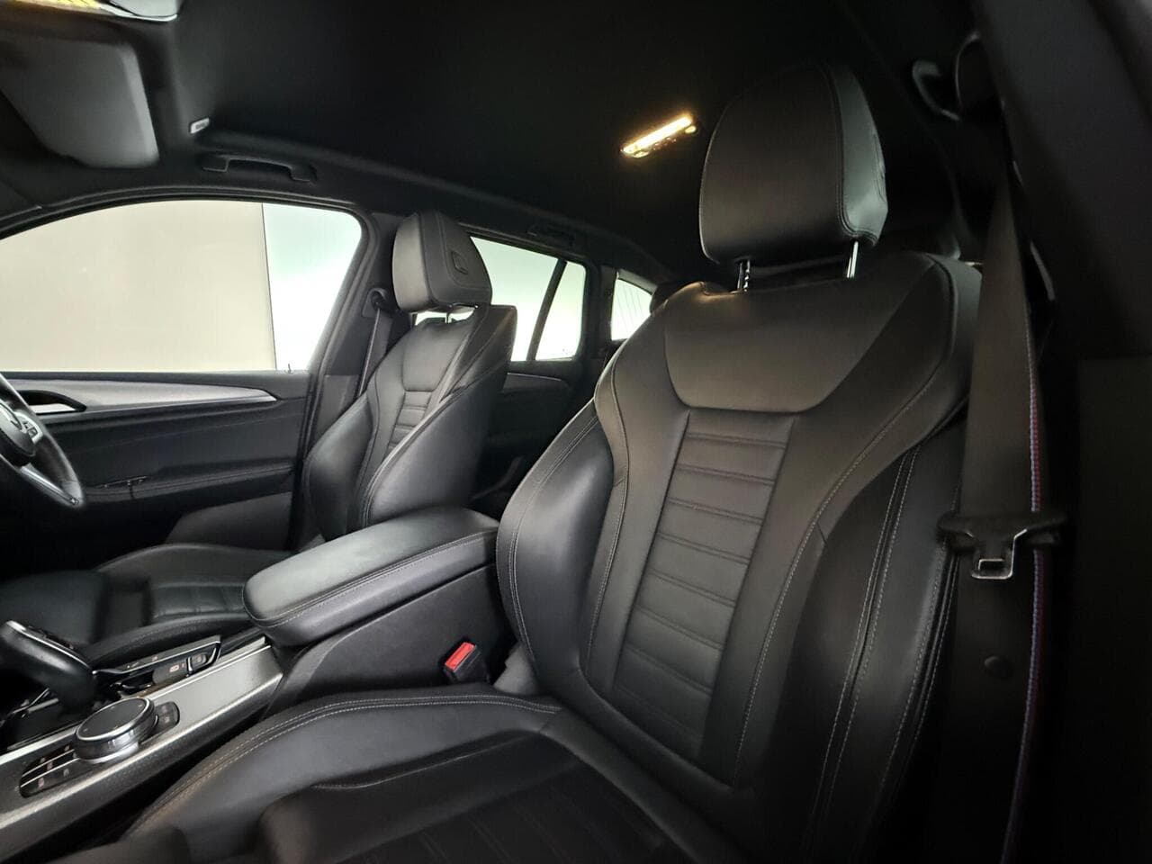 BMW X3 thumbnail Seat Front Passenger