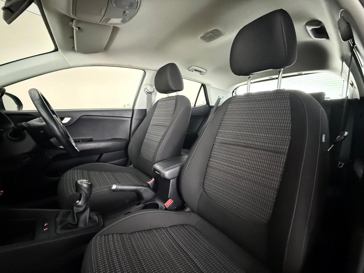 Kia Stonic thumbnail Seat Front Passenger