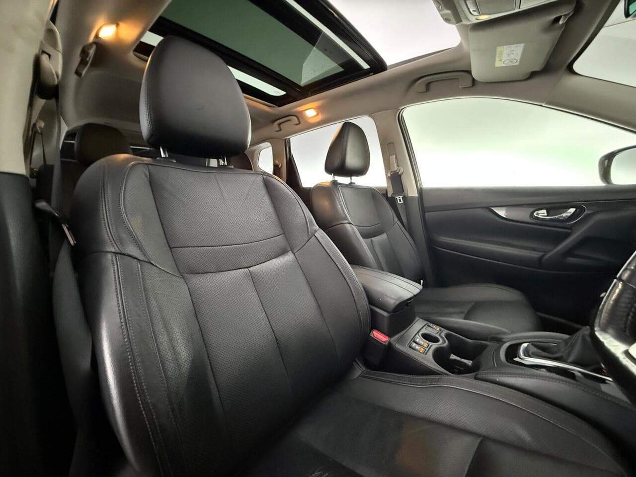Nissan X-Trail thumbnail Seat Driver