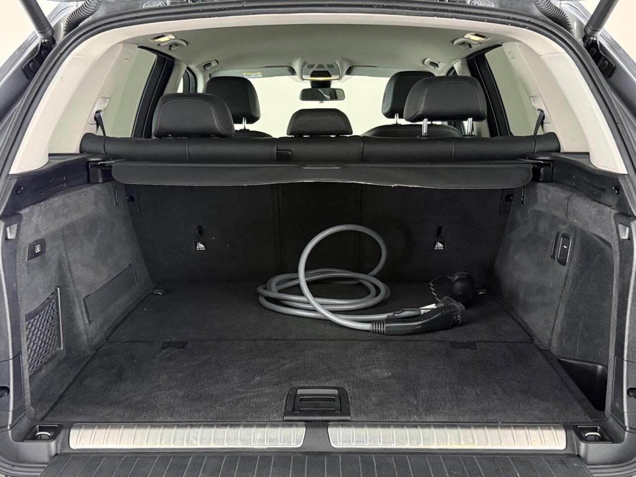 BMW X5 thumbnail Boot