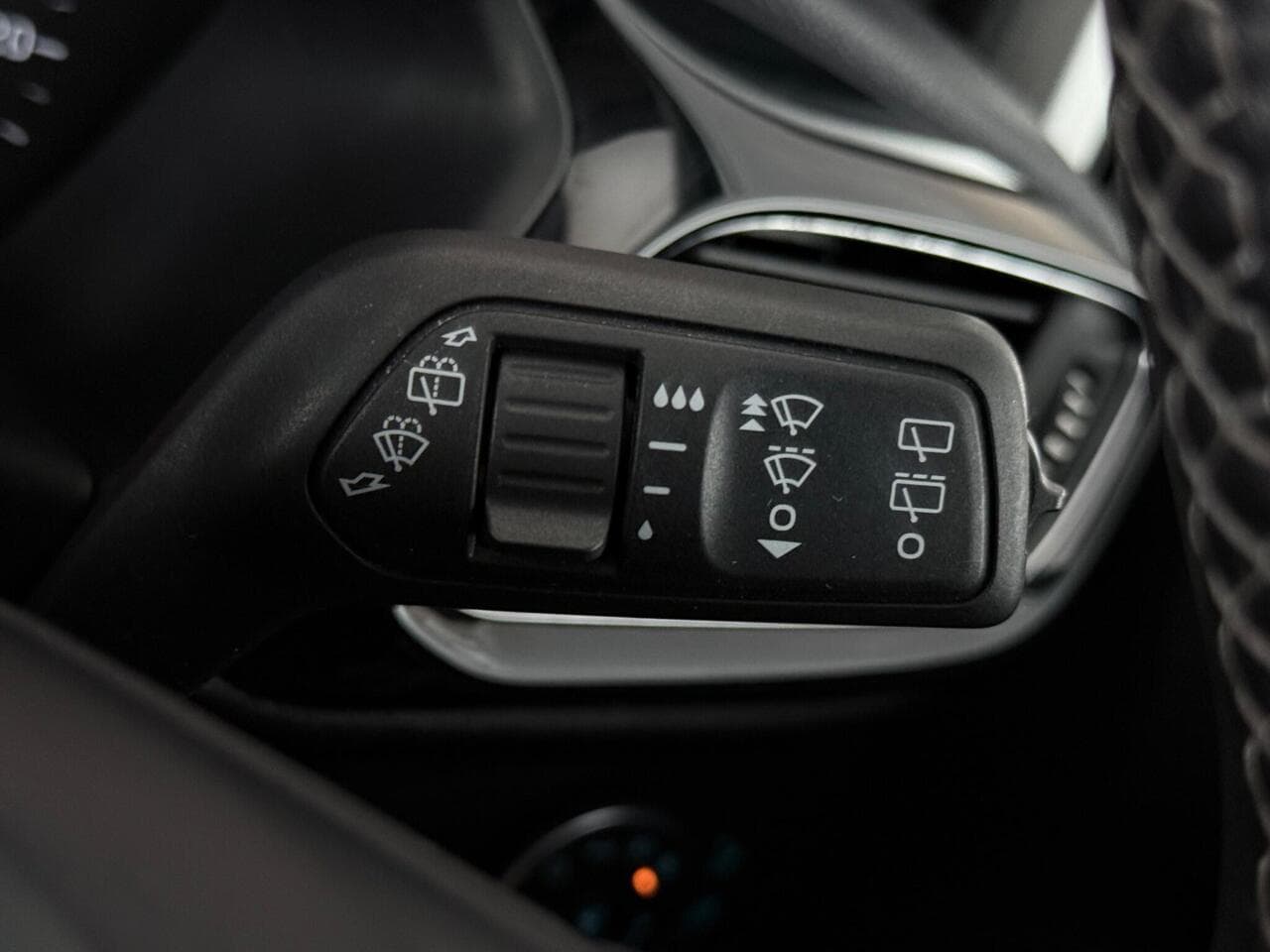 Ford Fiesta thumbnail Misc Controls