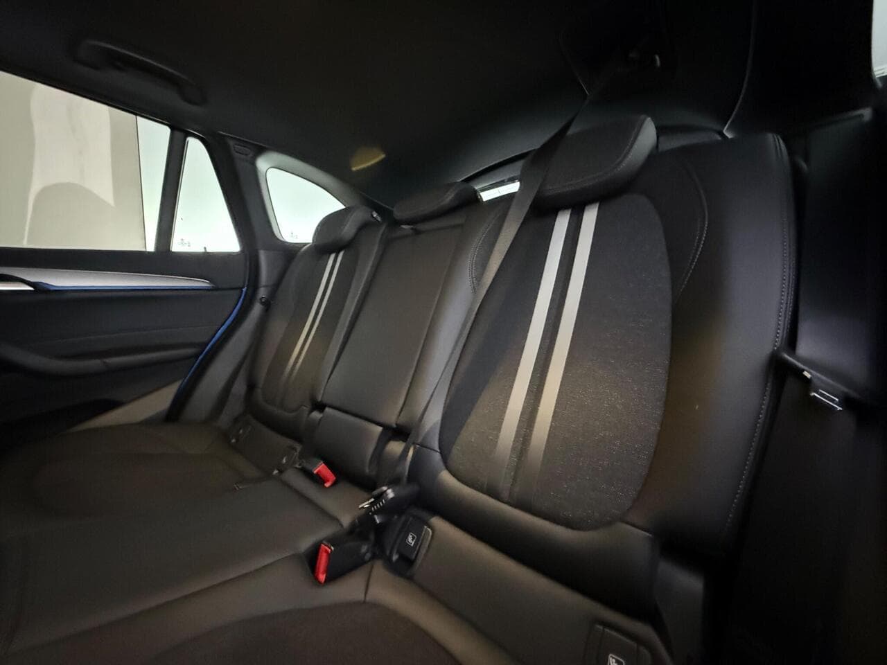 BMW X1 thumbnail Seats Rear