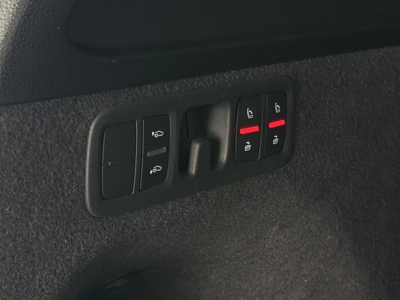 Audi Q7 thumbnail Misc Controls