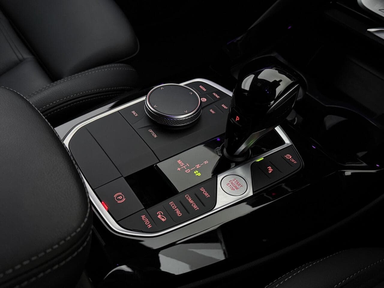 BMW X3 thumbnail Interior Front