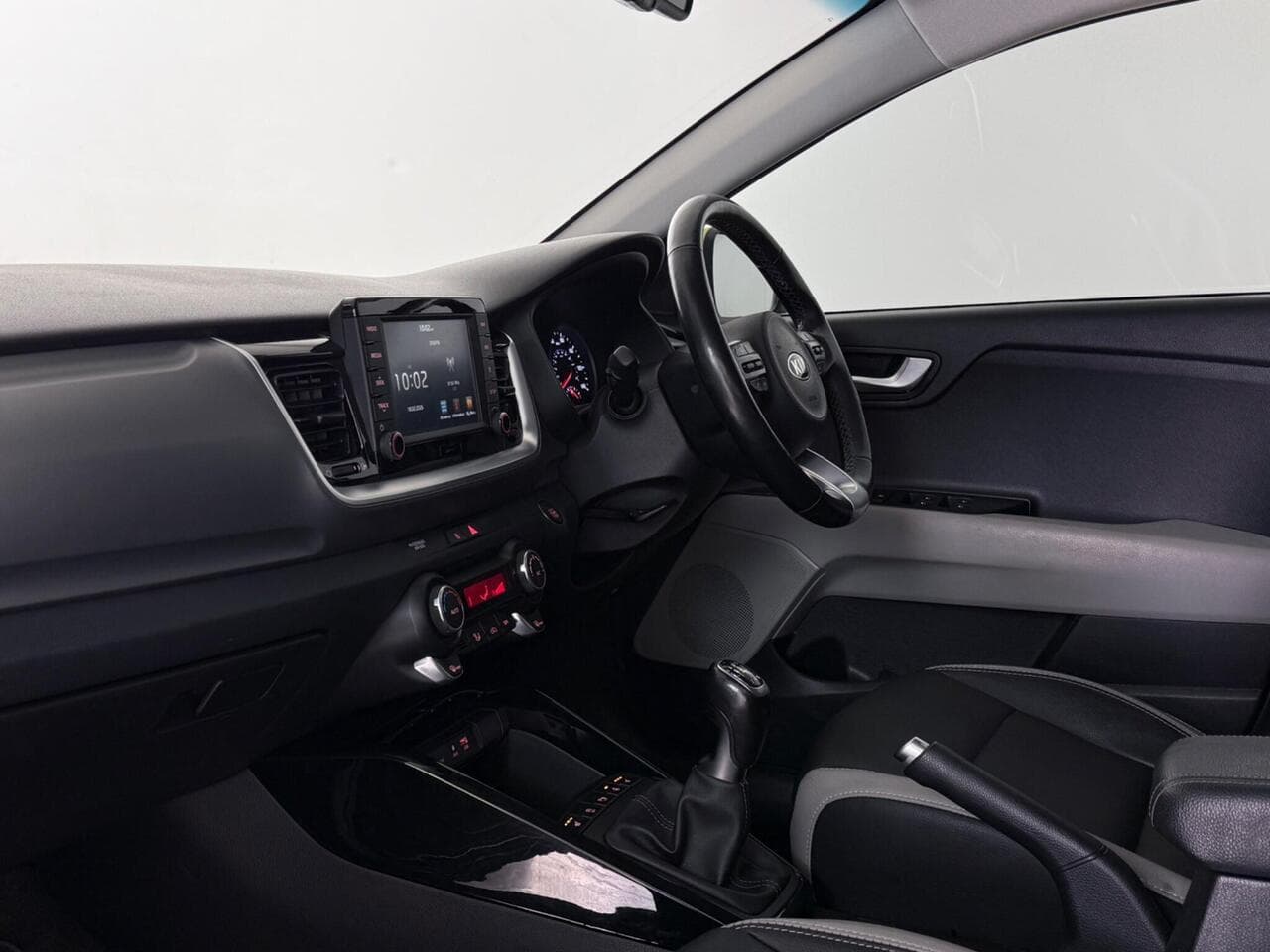Kia Stonic thumbnail Interior Front