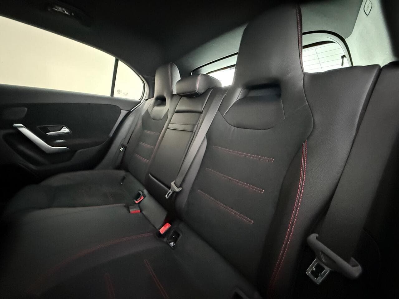 Mercedes-Benz A Class thumbnail Seats Rear