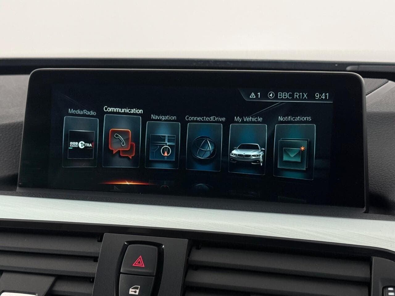 BMW 4 Series thumbnail Infotainment System