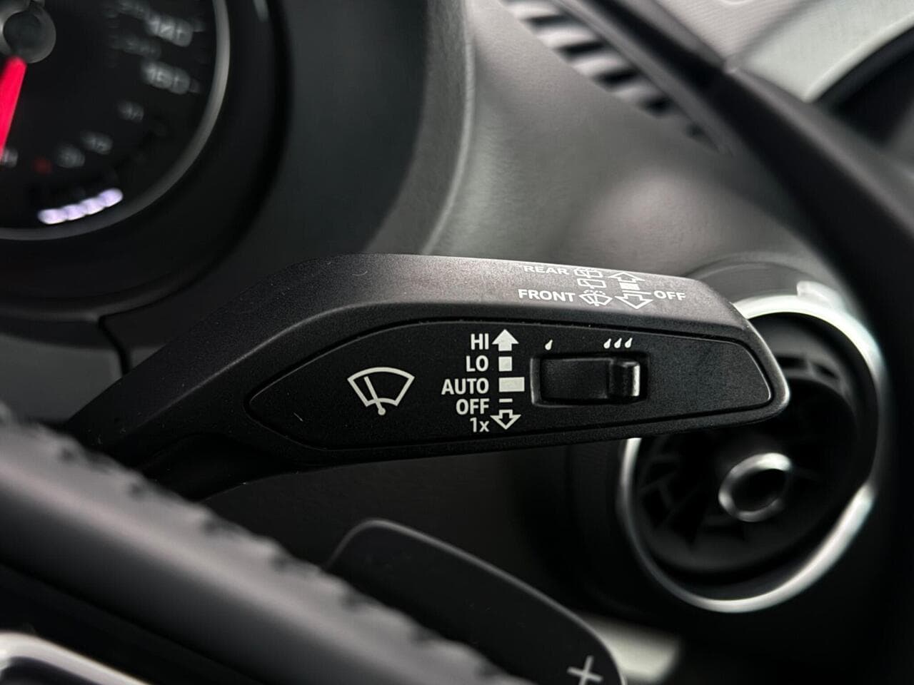 Audi A3 thumbnail Misc Controls