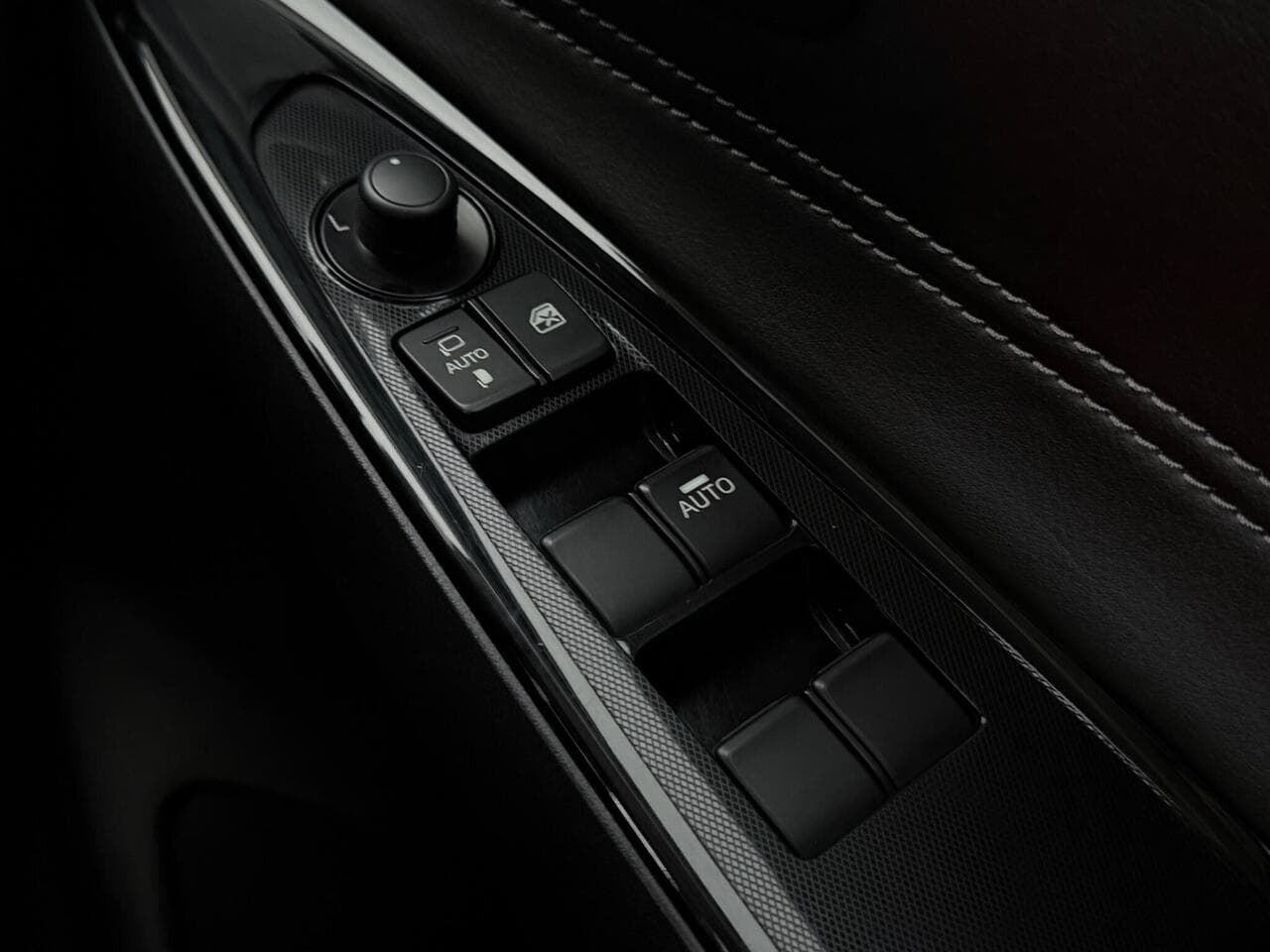 Mazda Mazda2 thumbnail Misc Controls