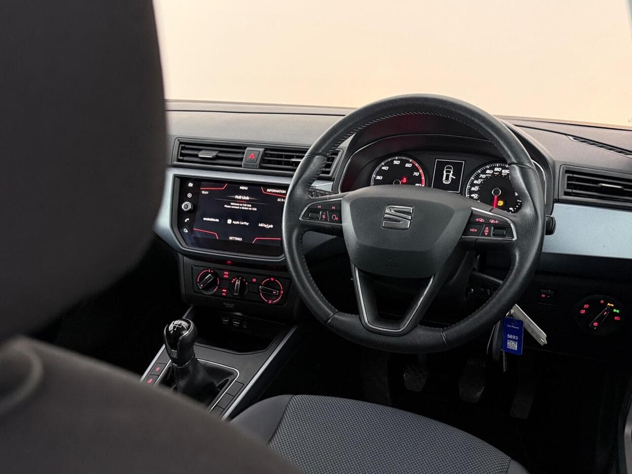 SEAT Arona thumbnail Steering Wheel